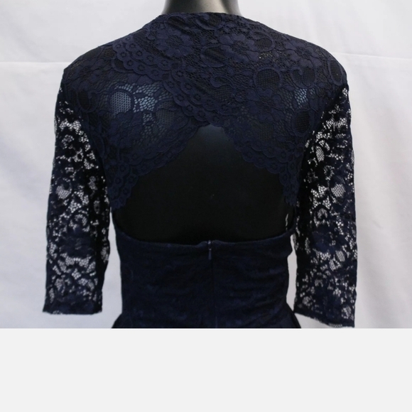 Beautiful Navy Dress with beads at the weist - Picture 6 of 6